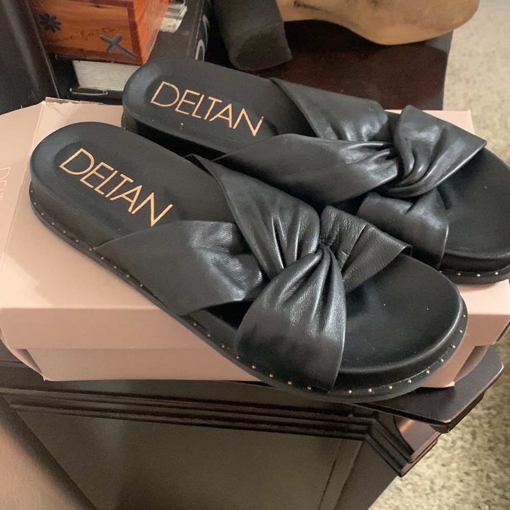 Black leather sandals